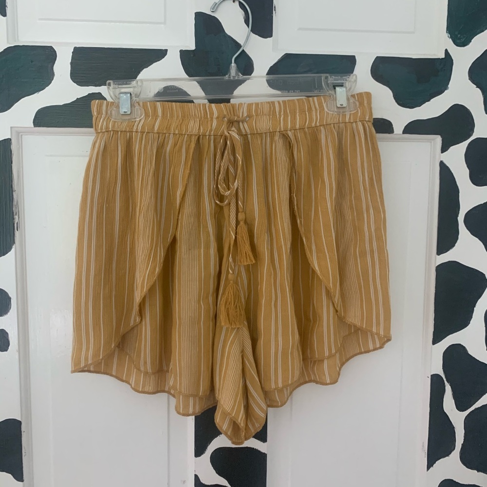 Flowy shorts